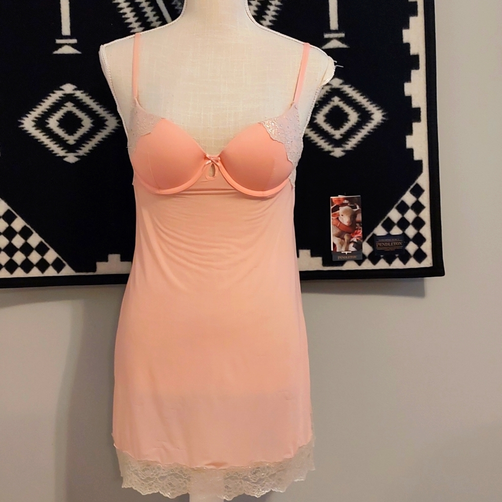 💕 Vintage GUC Victorias Secret Ladies Pink Label Push Up Underwire Chemise, 34B